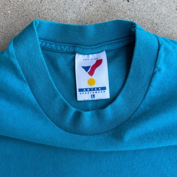 Vintage Charlotte Hornets NBA Basketball Hoop 90s Shirt Fits like Medium - Picture 3 of 6